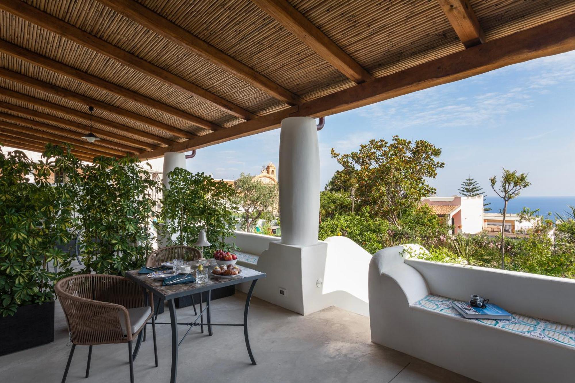 Bed and Breakfast Frangimare - La Malandrina Malfa  Exterior foto