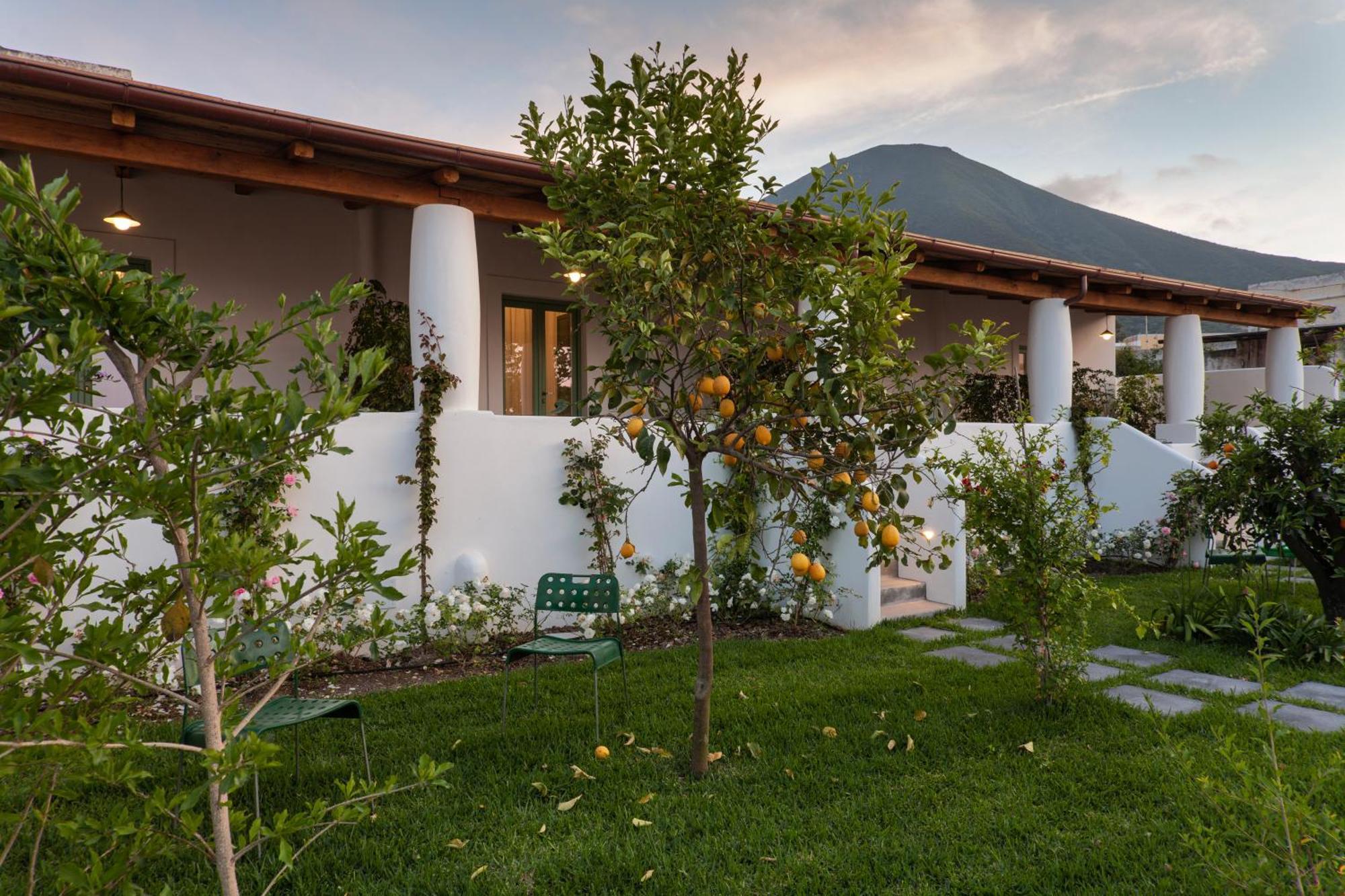 Bed and Breakfast Frangimare - La Malandrina Malfa  Exterior foto