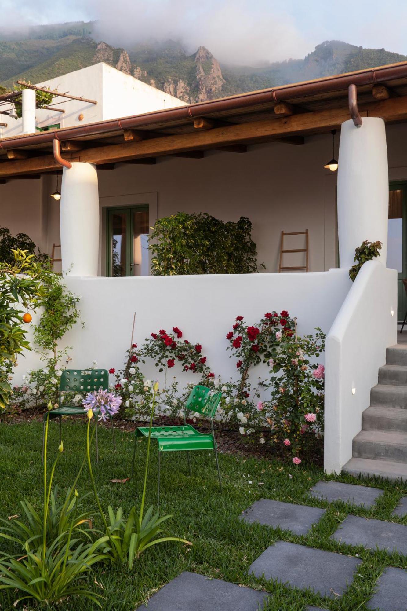 Bed and Breakfast Frangimare - La Malandrina Malfa  Exterior foto