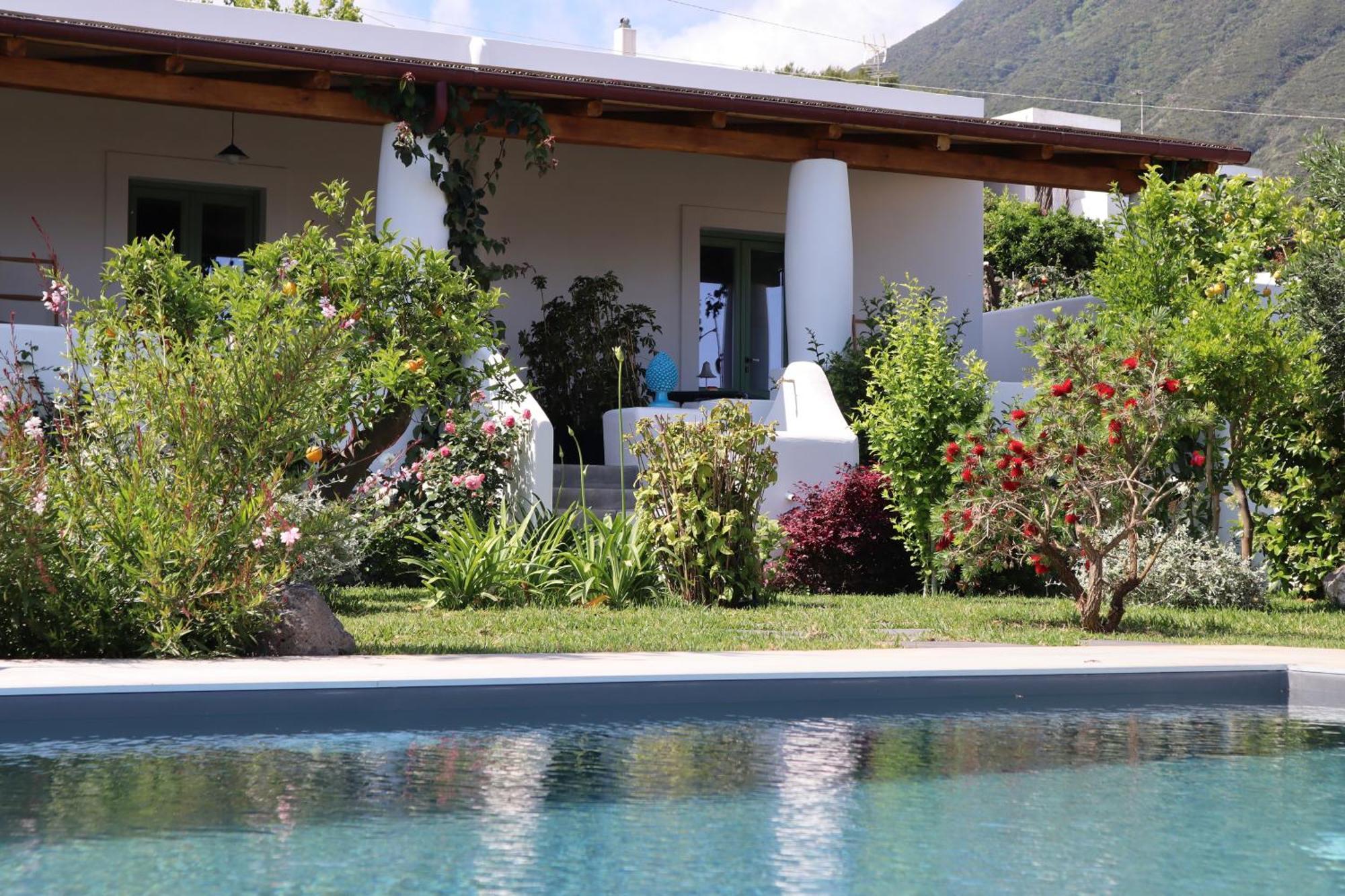 Bed and Breakfast Frangimare - La Malandrina Malfa  Exterior foto